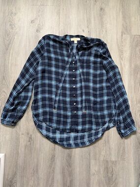 Michaels Navy Blue and Light Blue Plaid Shirt